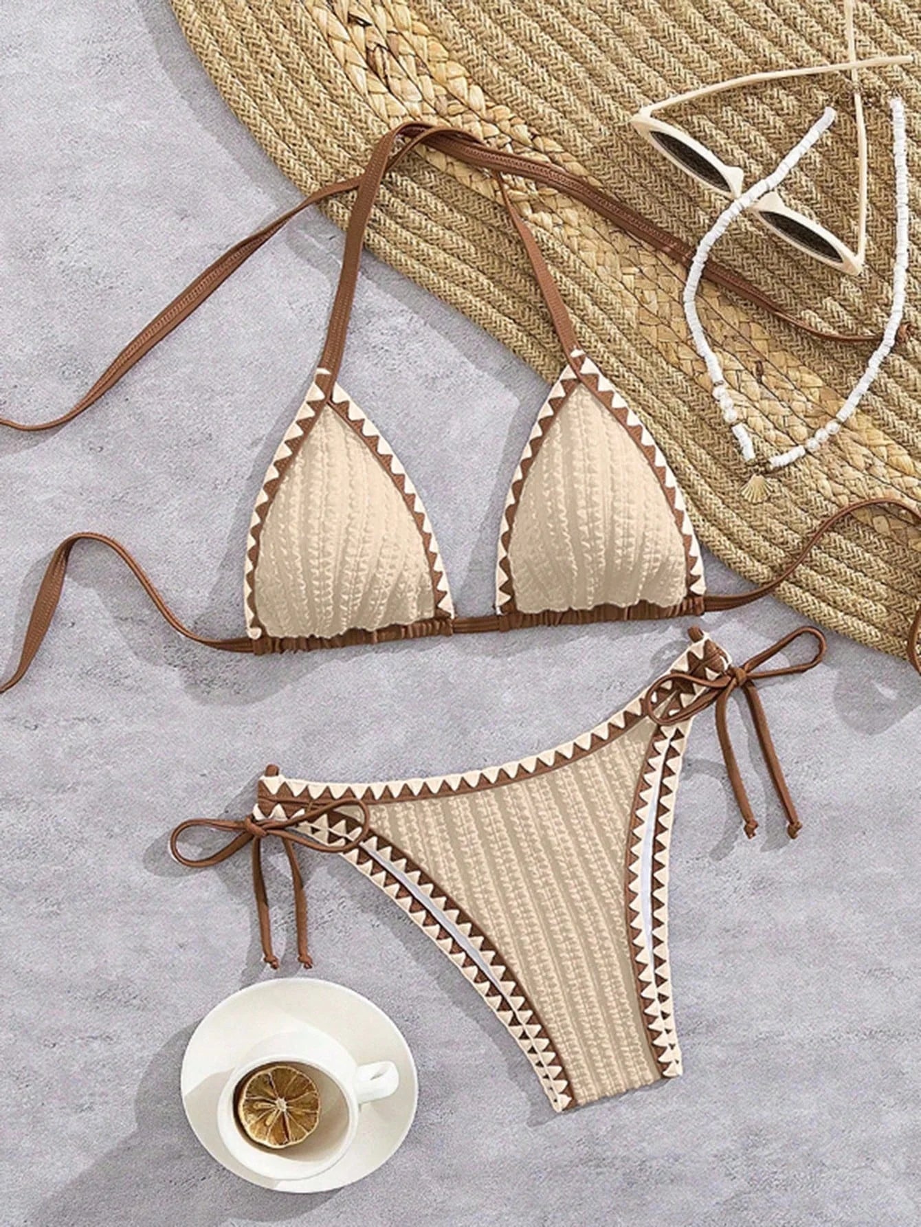 Biquíni Frente Única com Cintura Baixa - imagem 5