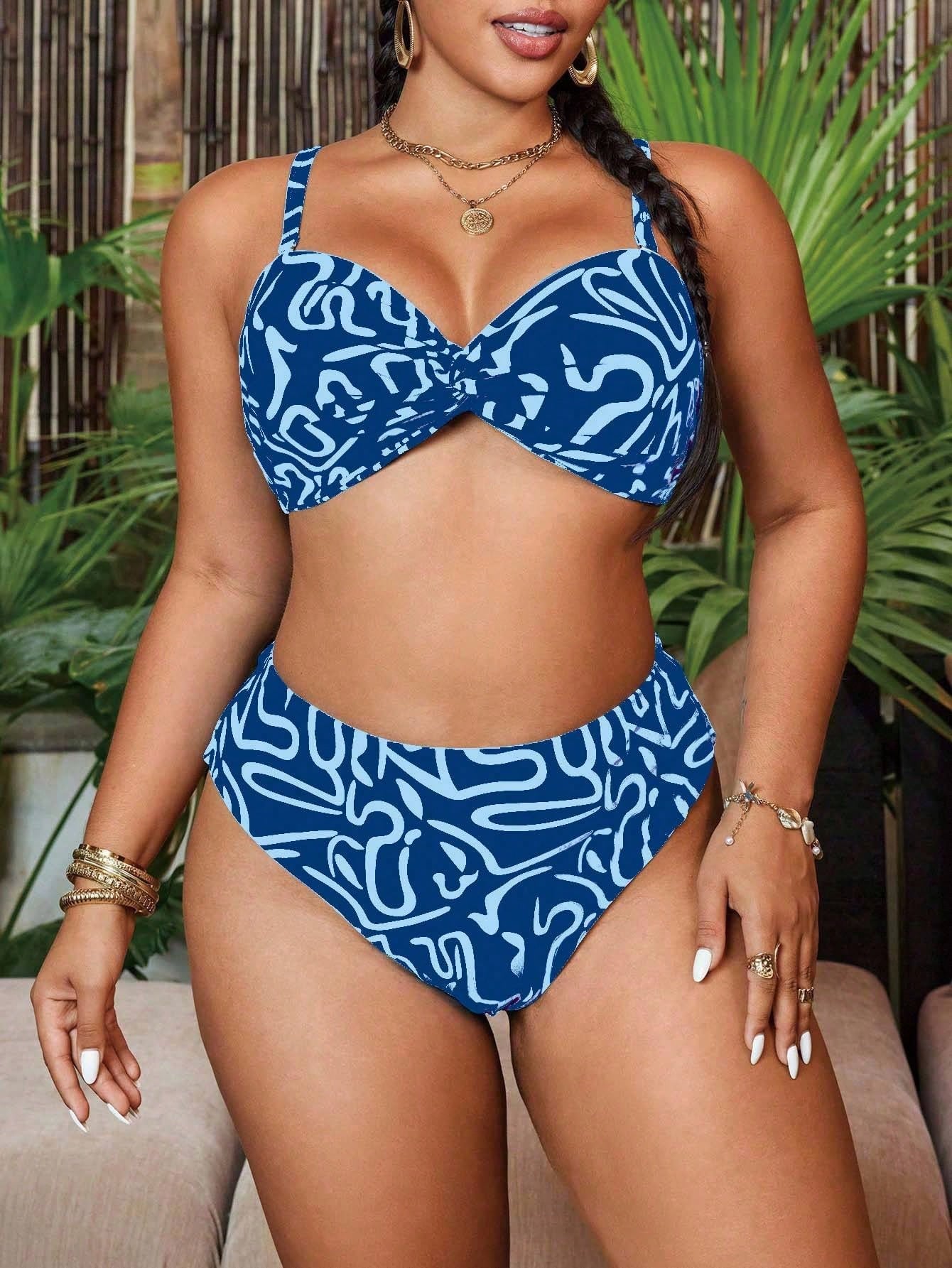 Biquíni Plus Size com Alças Finas