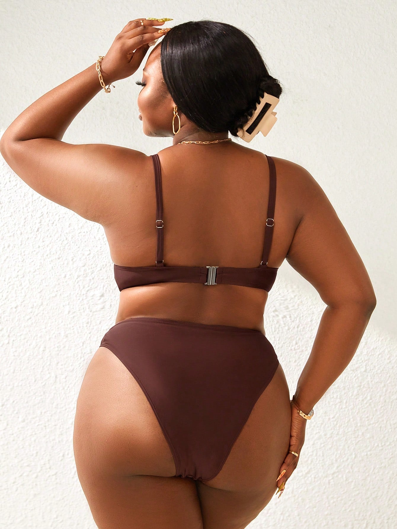 Biquíni Plus Size Decote Alongado - imagem 2