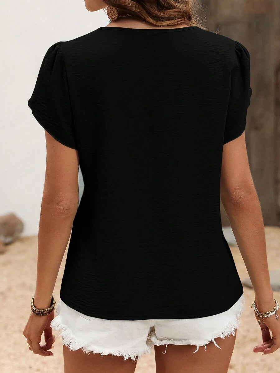 Blusa com Manga Pétala e Detalhes em Poá IMG 14