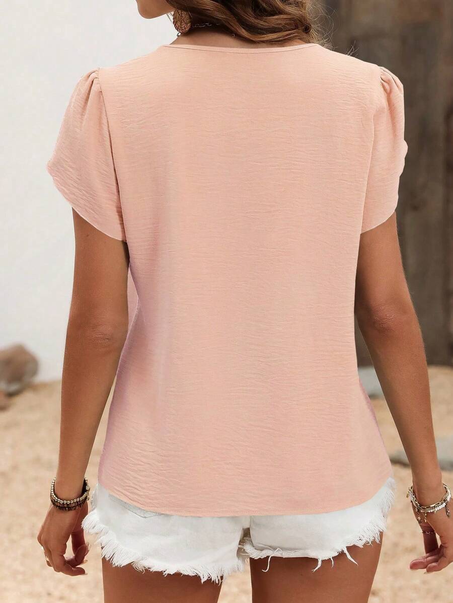 Blusa com Manga Pétala e Detalhes em Poá IMG 27