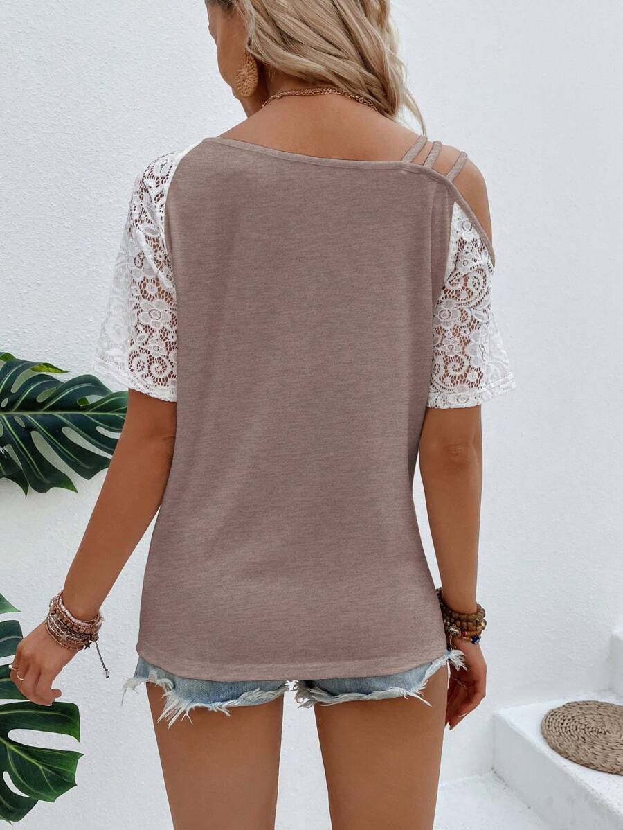 Blusa de Ombro Assimétrico com Renda IMG 2