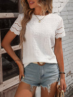 Camiseta com Bordado e Acabamento Ondulado IMG 3