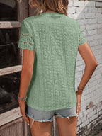 Camiseta com Bordado e Acabamento Ondulado IMG 57