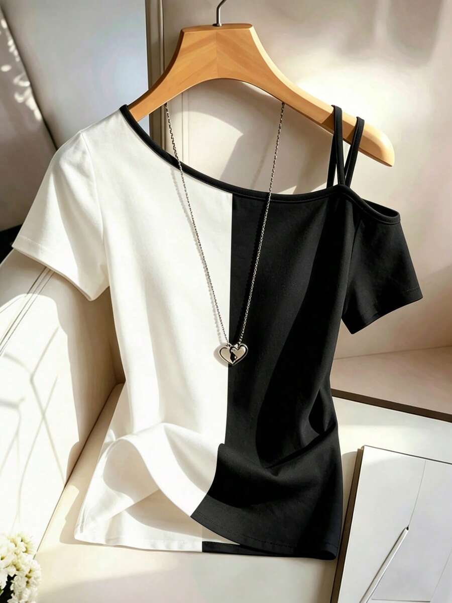 Camiseta com Ombro Descoberto e Alça IMG 14