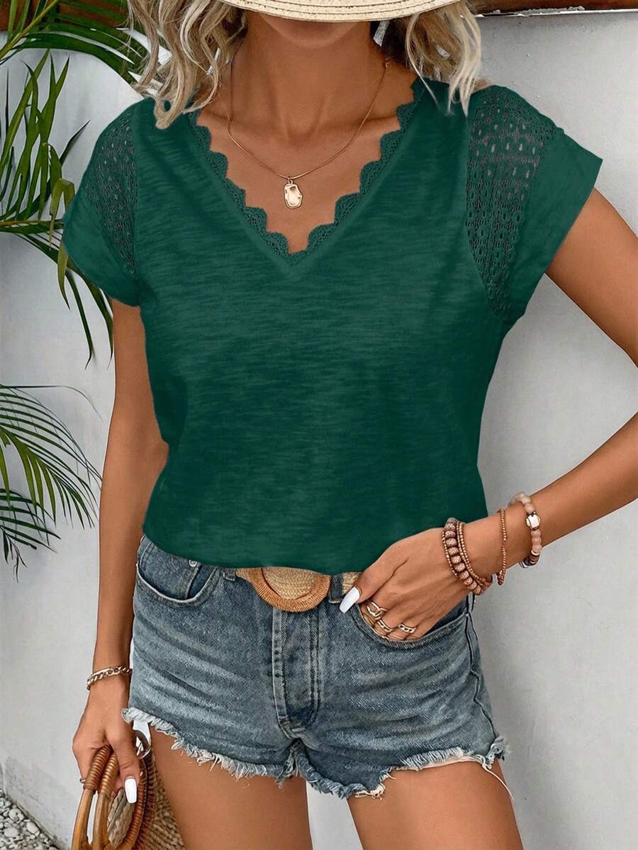 Camiseta com Renda e Manga Morcego IMG 35
