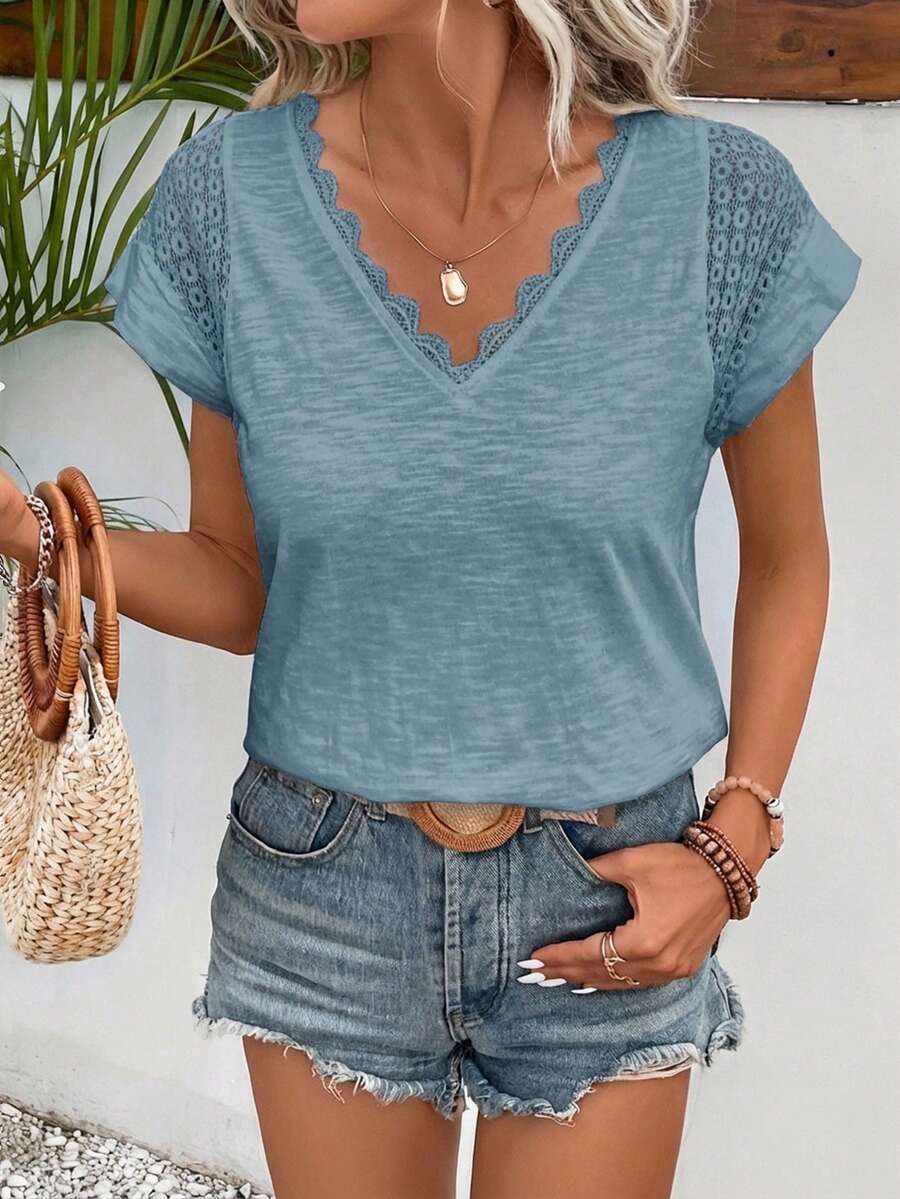 Camiseta com Renda e Manga Morcego IMG 43