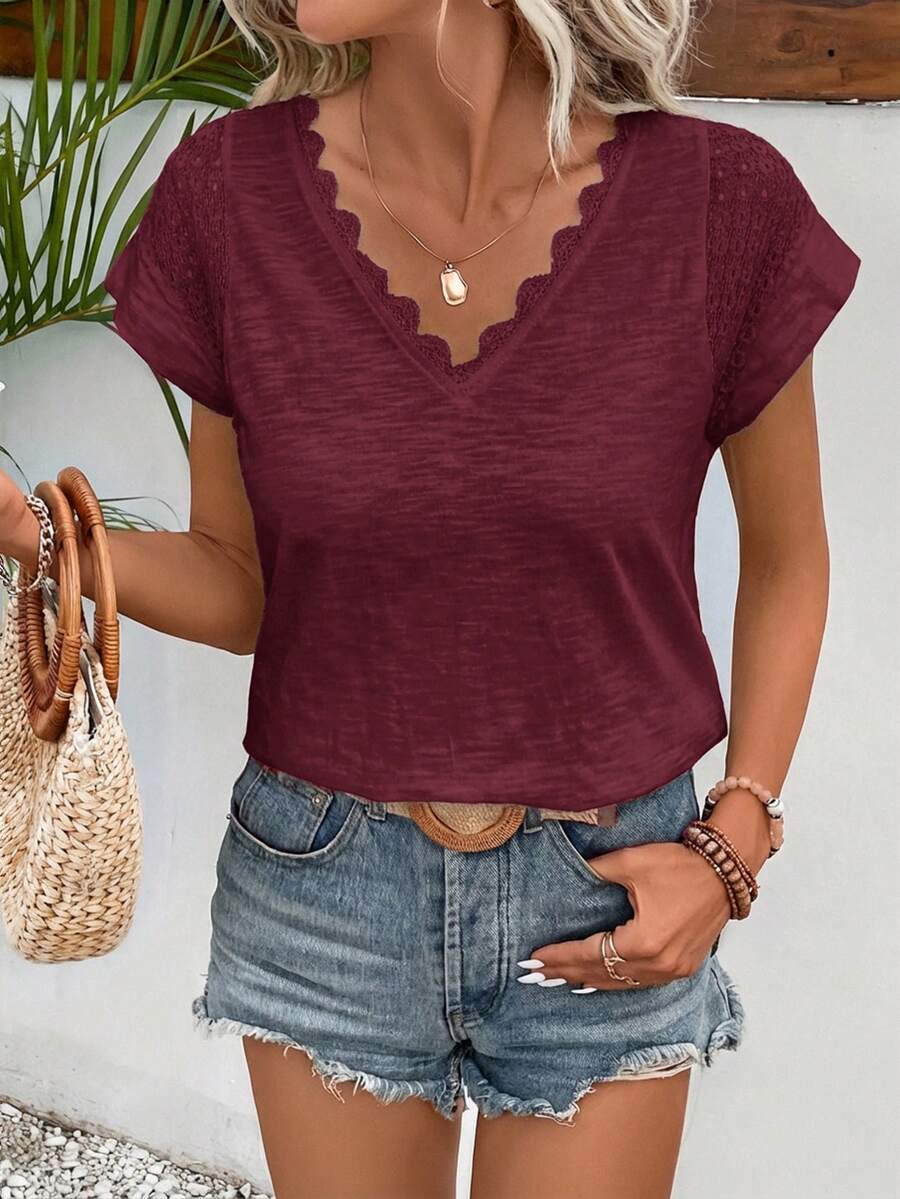 Camiseta com Renda e Manga Morcego IMG 50