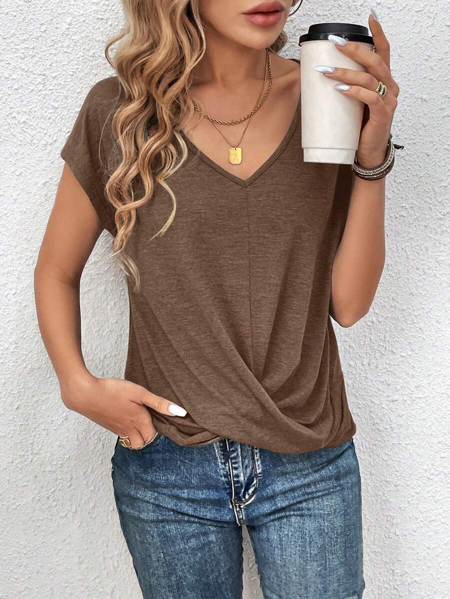Camiseta Decote V com Detalhe Torcido IMG 11