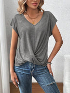 Camiseta Decote V com Detalhe Torcido IMG 21
