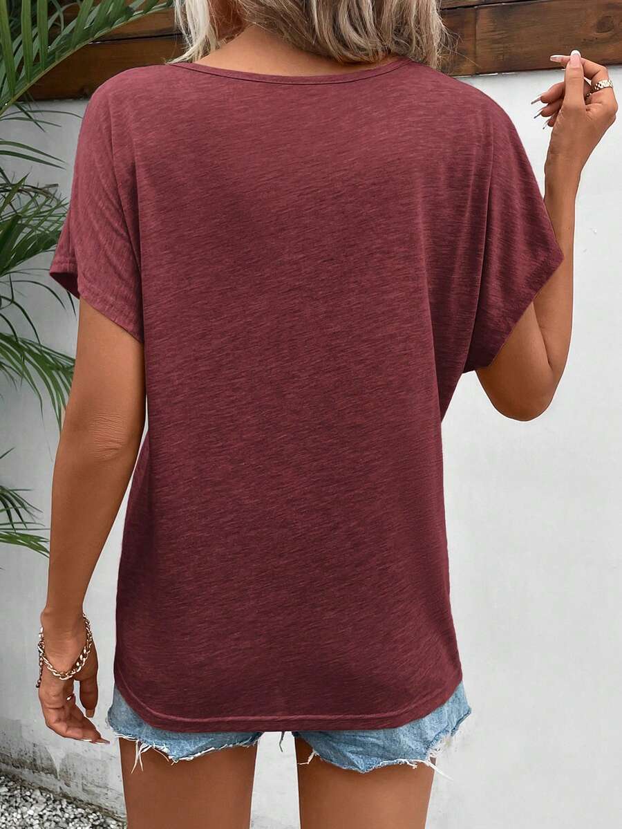Camiseta Decote V com Manga Bordada IMG 32