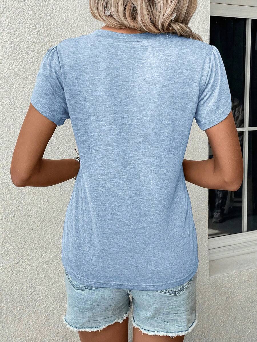 Camiseta Floral Decote V com Manga Pétala IMG 17