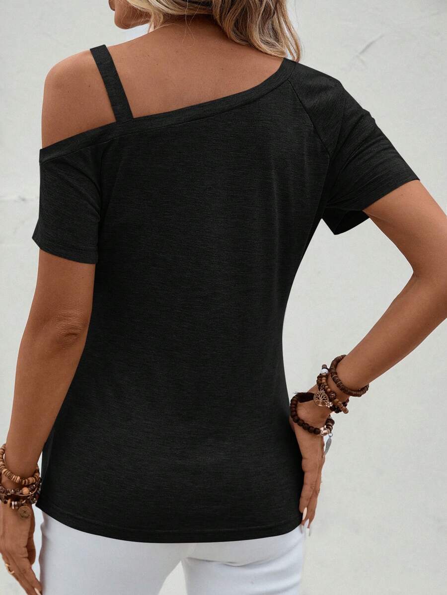 Camiseta Gola Assimétrica com Botões IMG 9