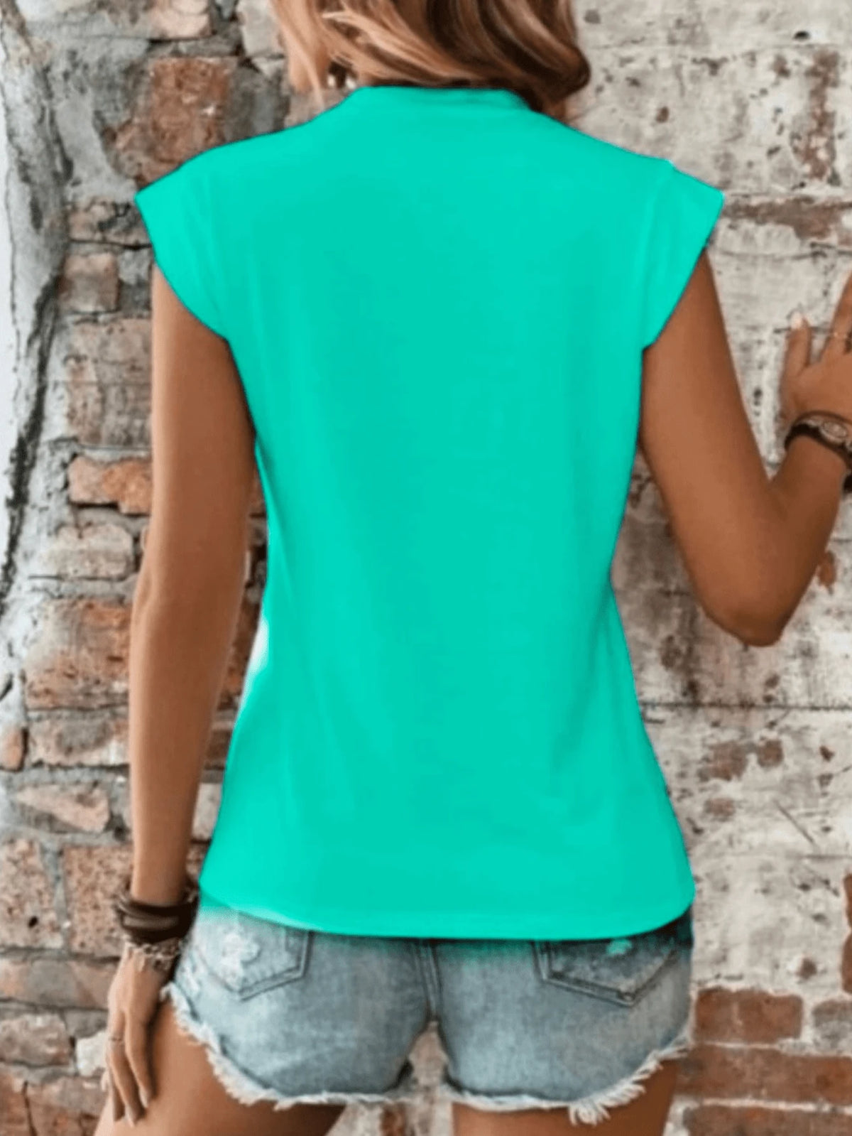 Camiseta Gola Redonda com Manga Estruturada IMG 28
