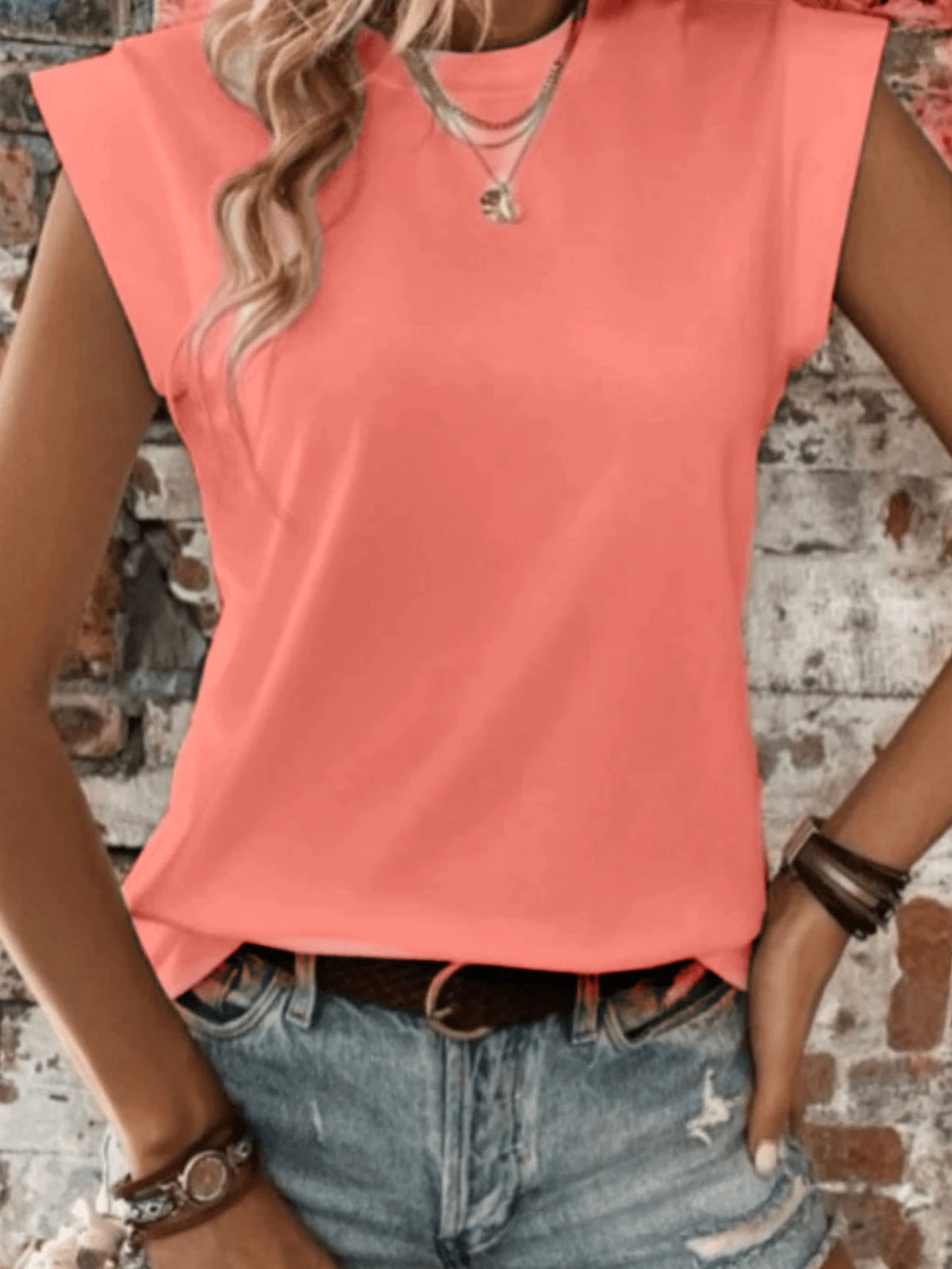 Camiseta Gola Redonda com Manga Estruturada IMG 8