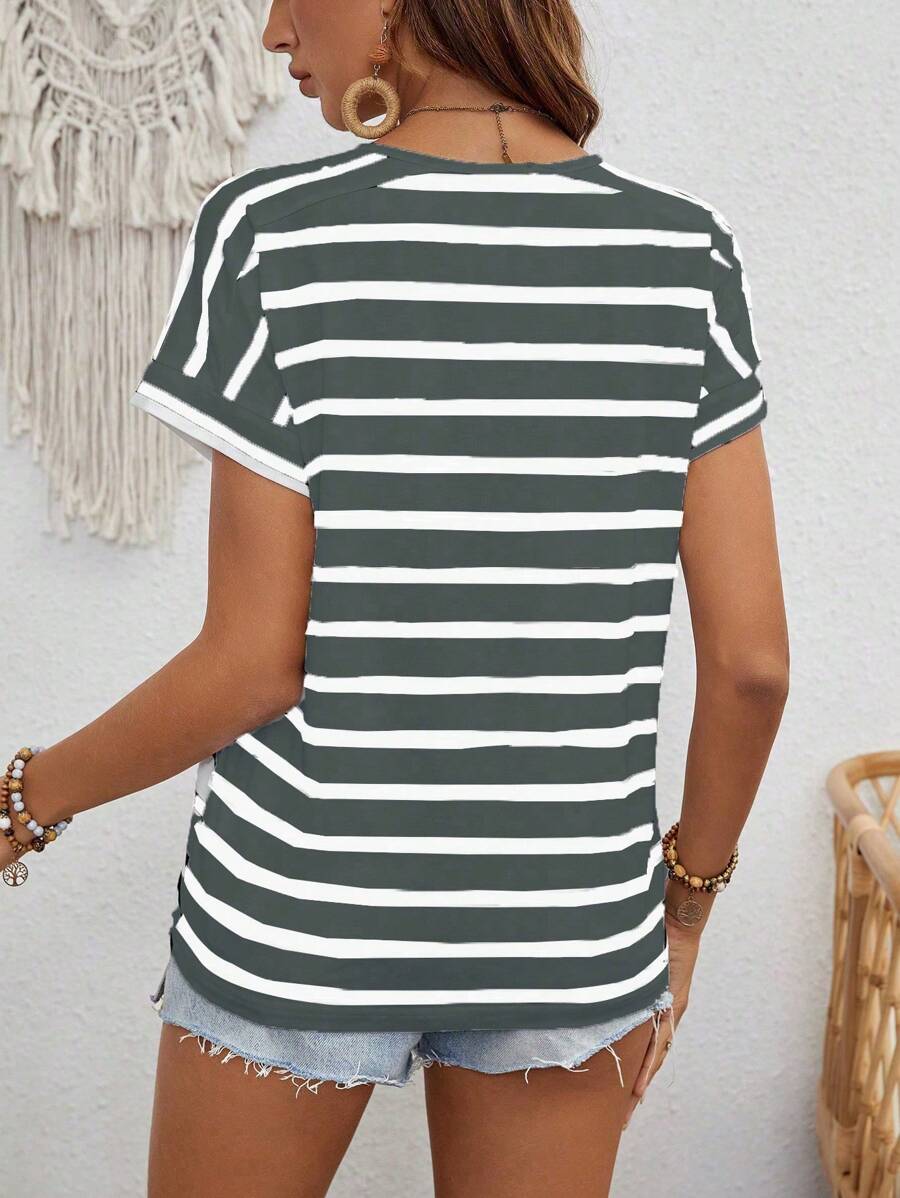 Camiseta Listrada com Manga Morcego IMG 16