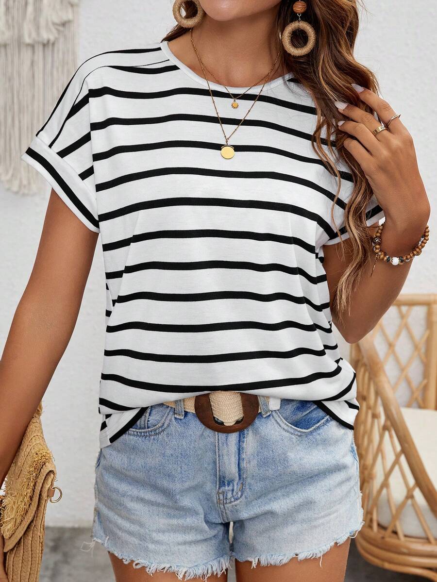 Camiseta Listrada com Manga Morcego IMG 3