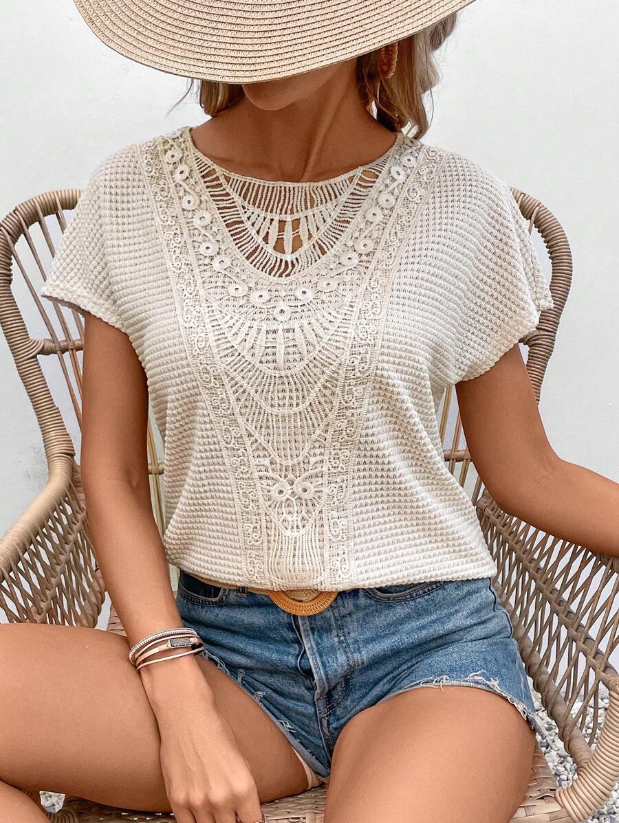 Camiseta Texturizada com Manga Morcego e Renda IMG 3