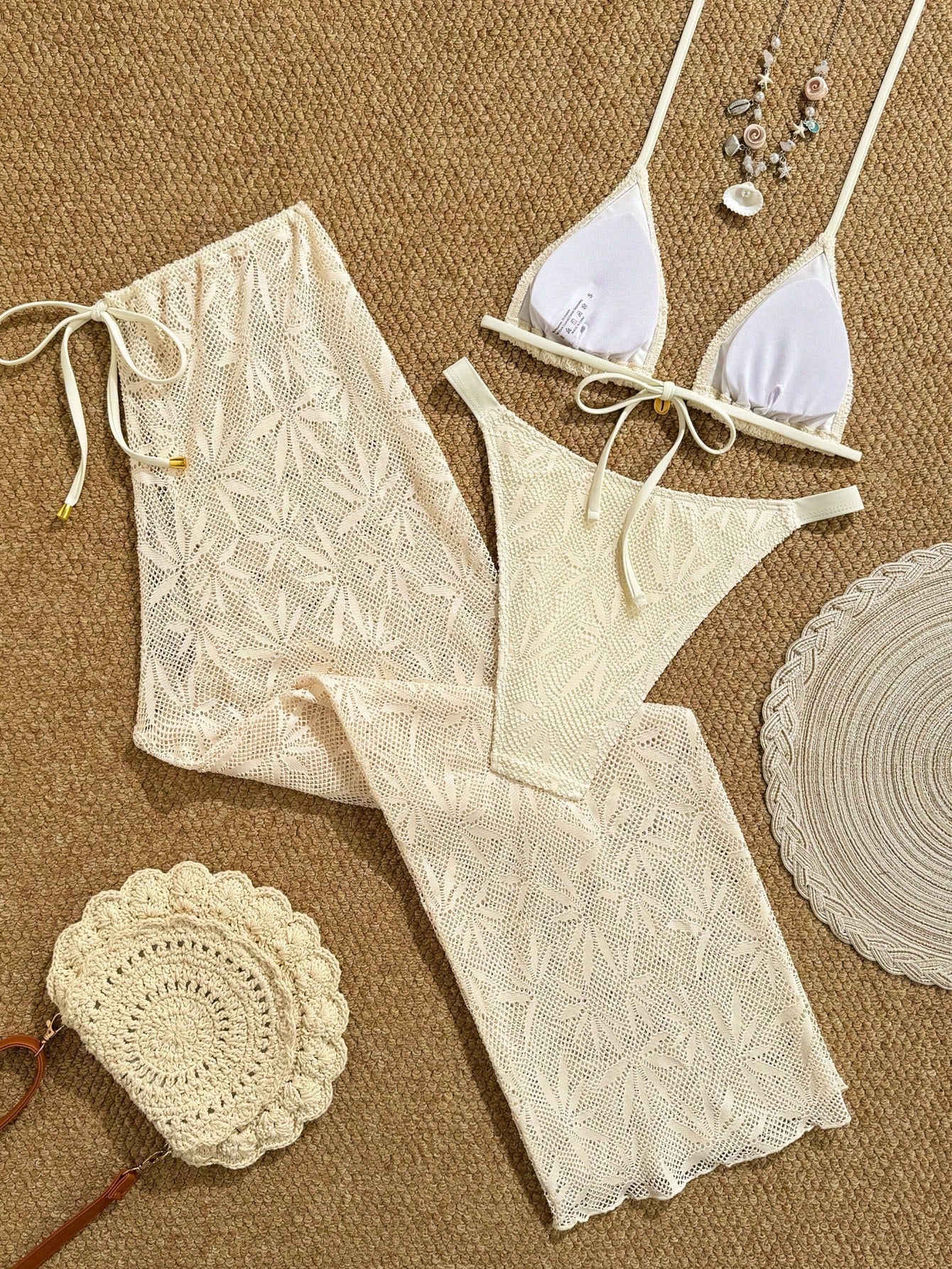 Conjunto de Biquíni Floral com Botões 3 Peças - imagem 2