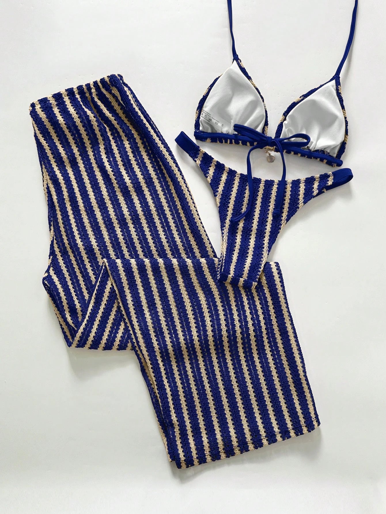 Conjunto de Biquíni Triangular com Top Longo 3 Peças