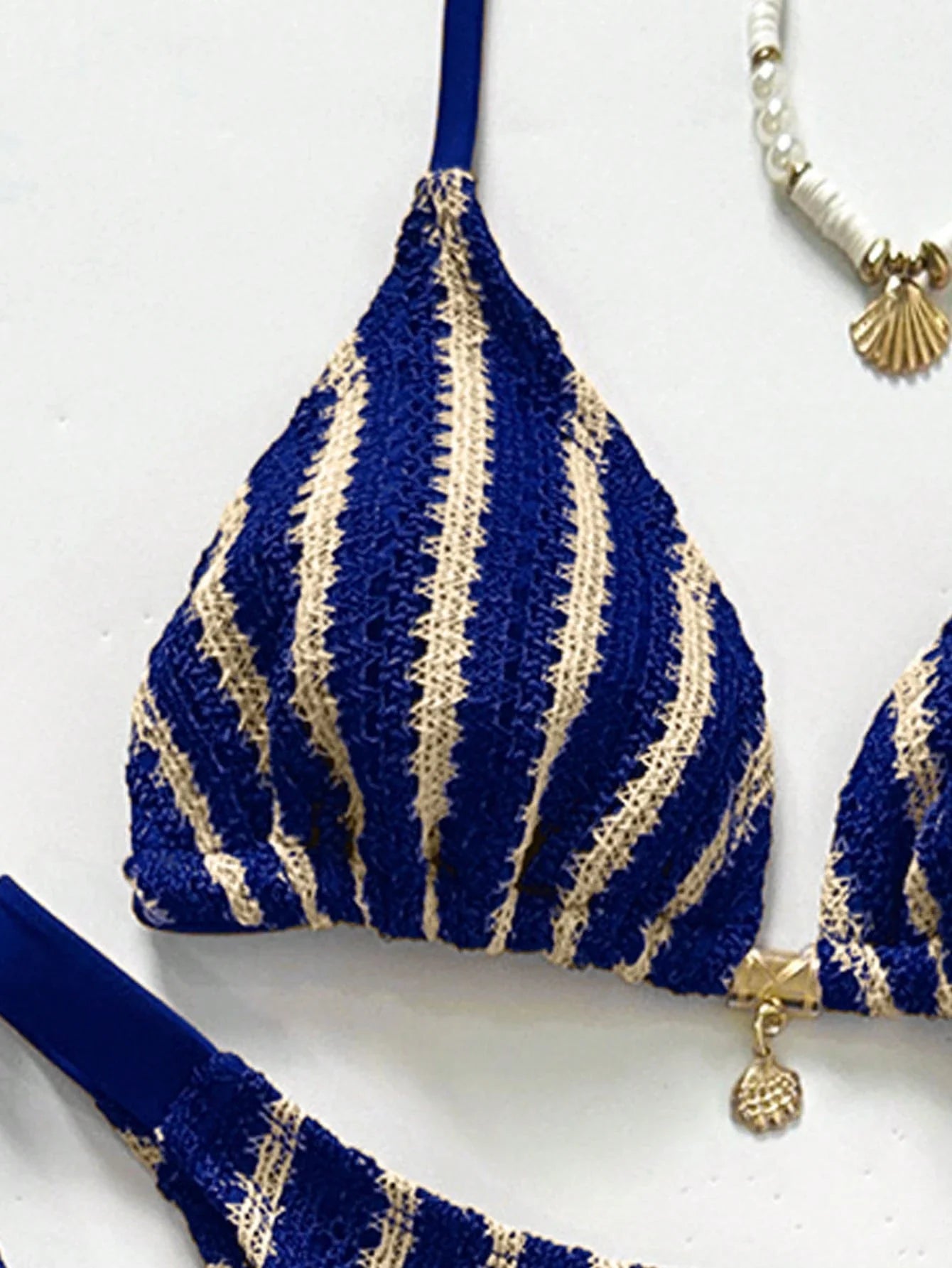 Conjunto de Biquíni Triangular com Top Longo 3 Peças