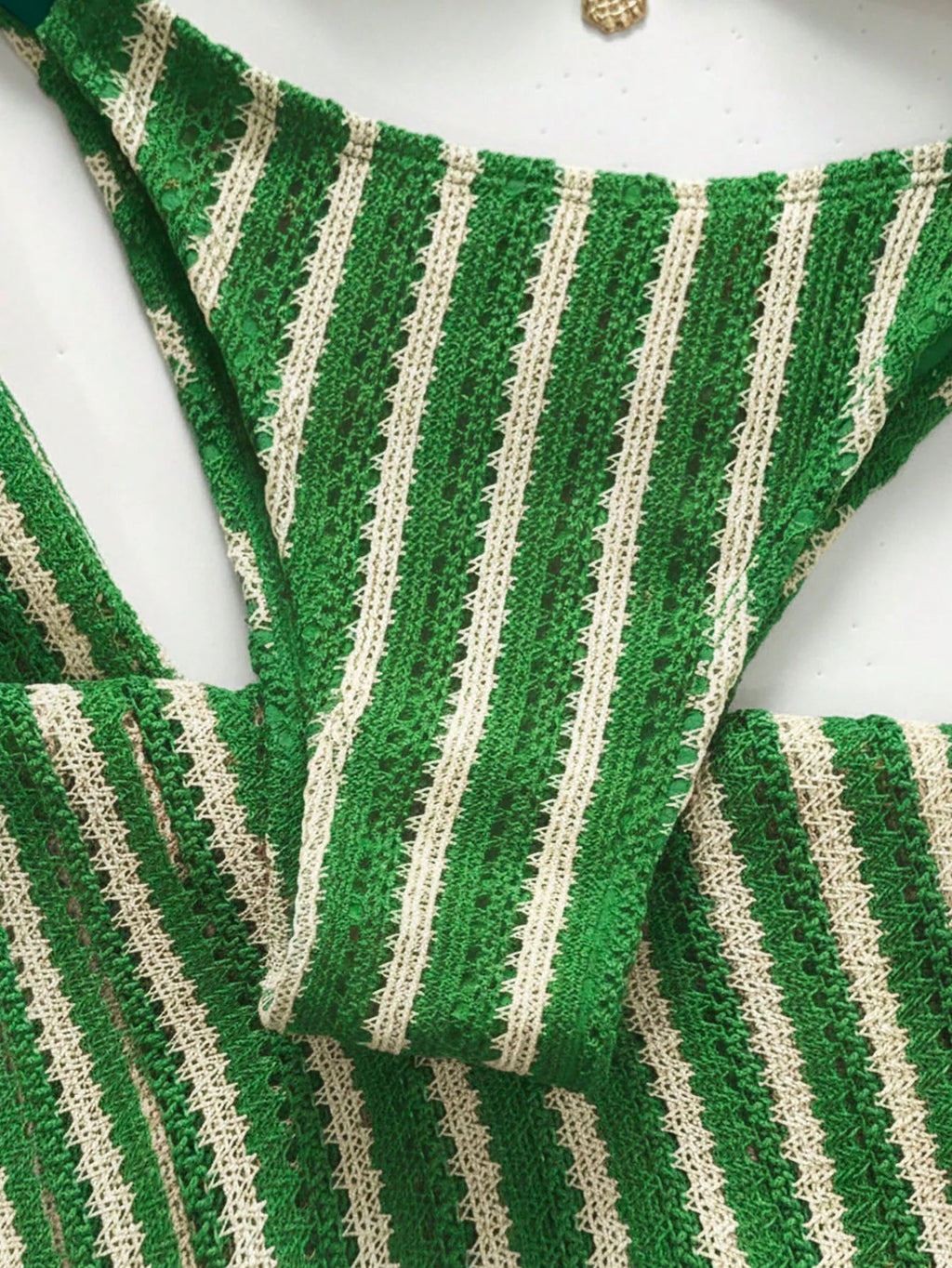 Conjunto de Biquíni Triangular com Top Longo 3 Peças