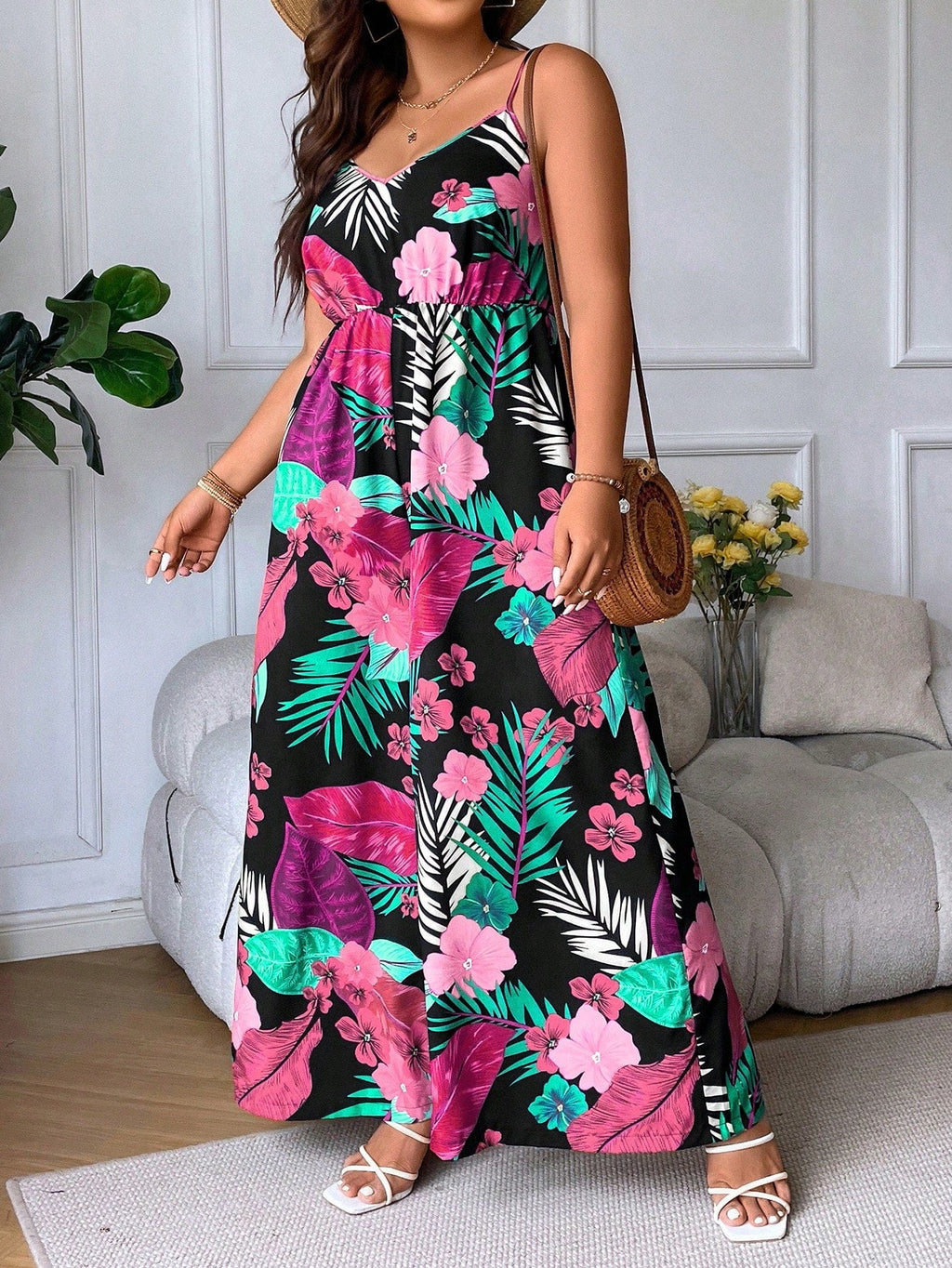 Macacão Plus Size Alças Finas
