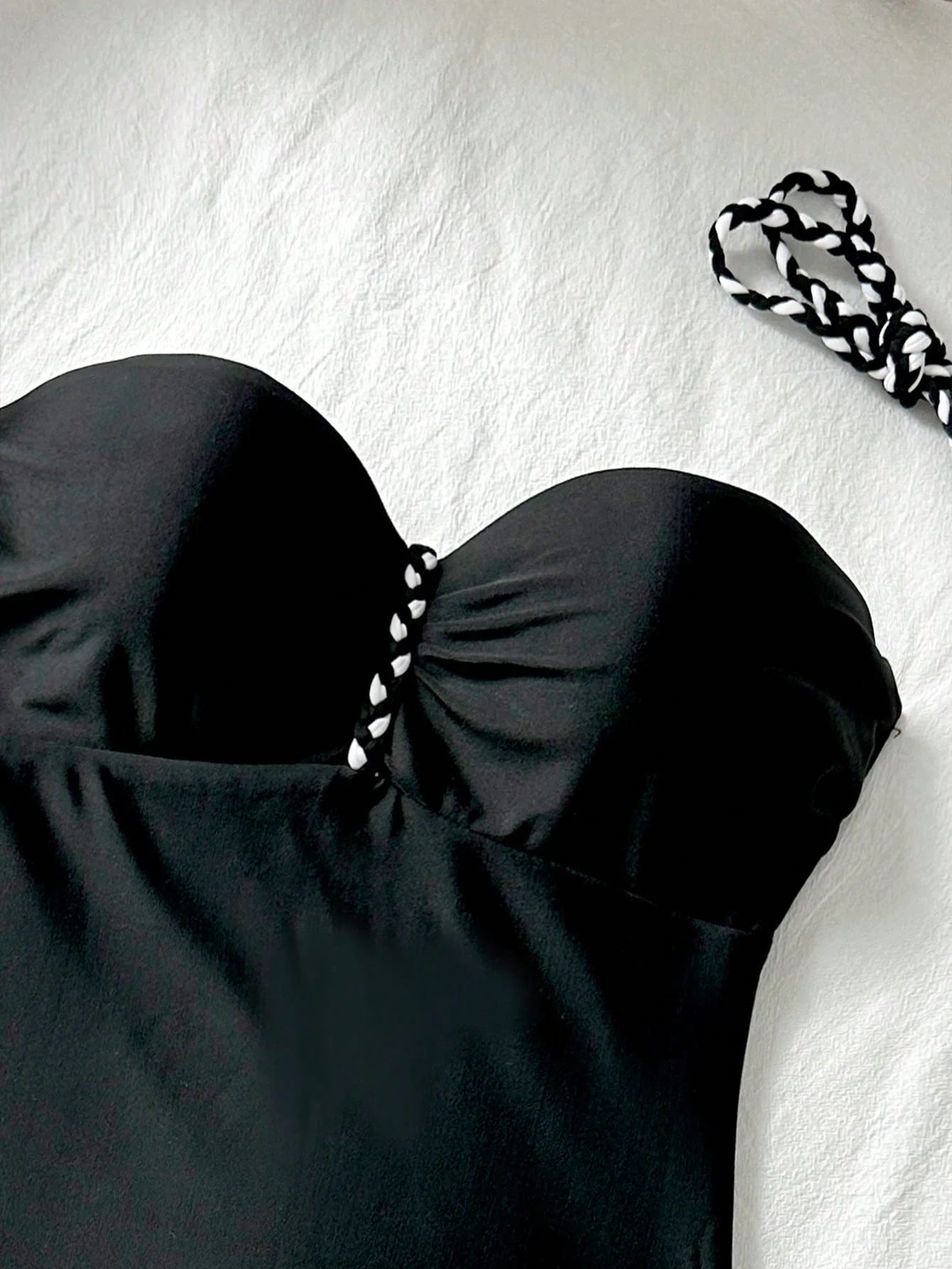 Maiô Bandeau com Amarração nas Costas - imagem 6