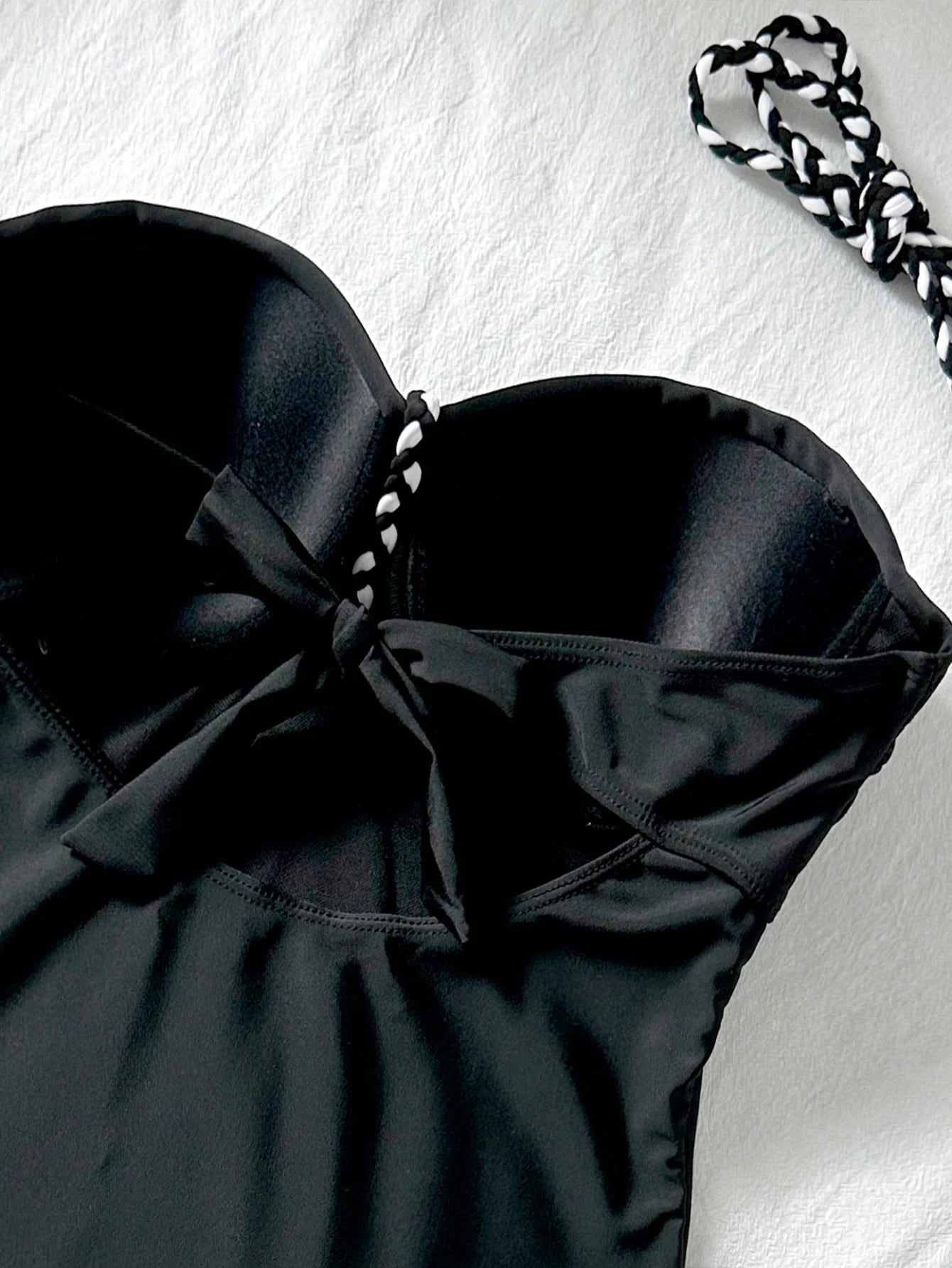 Maiô Bandeau com Amarração nas Costas - imagem 7