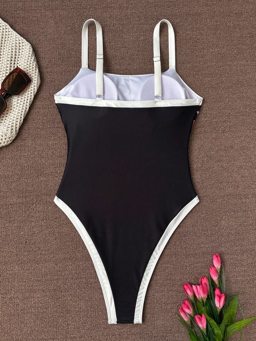 Maiô Cintura Contrastada com Decote Elegante - imagem 30
