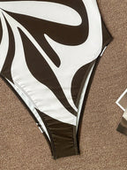 Maiô Cintura Contrastada com Decote Elegante - imagem 36