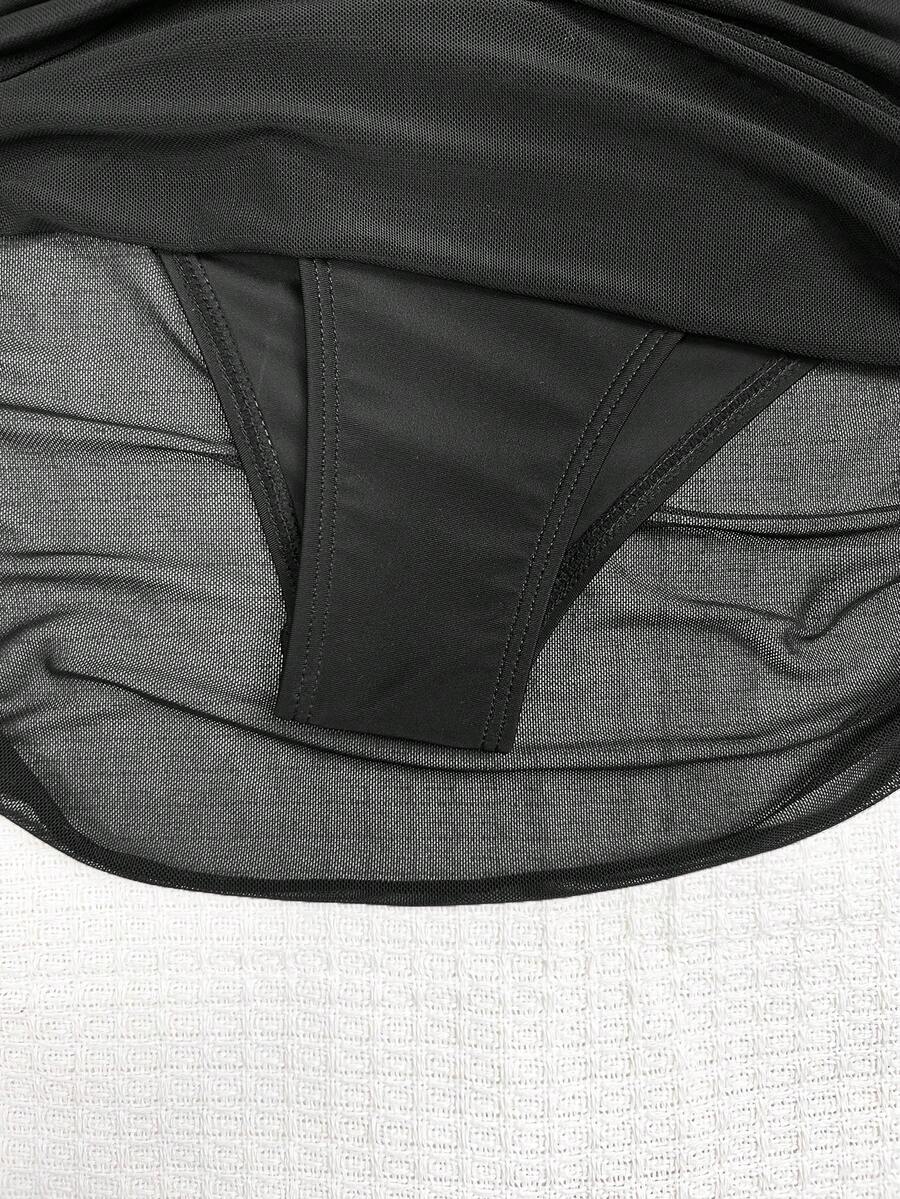 Maiô Preto de Ombro Único com Saia IMG 5