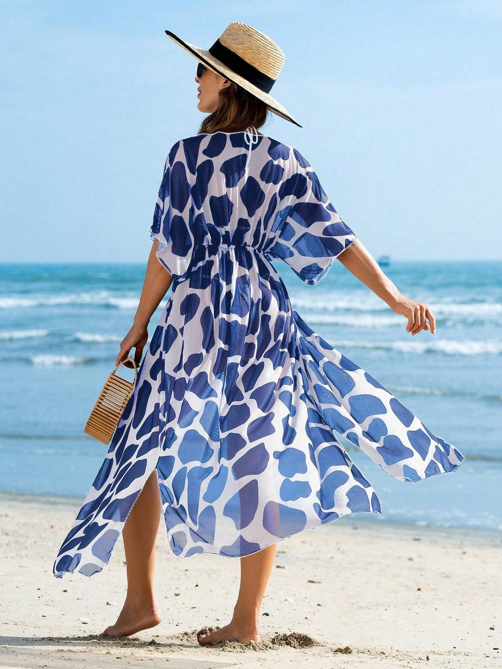 Saída de Praia Kimono Estampa Animal Print com Cordão - La Lecce