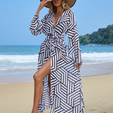 Saída de Praia Kimono Estampa Geométrica com Cinto