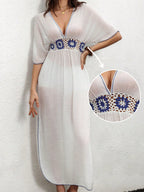 Saída de Praia Vestido Crochê Manga Morcego Floral - La Lecce