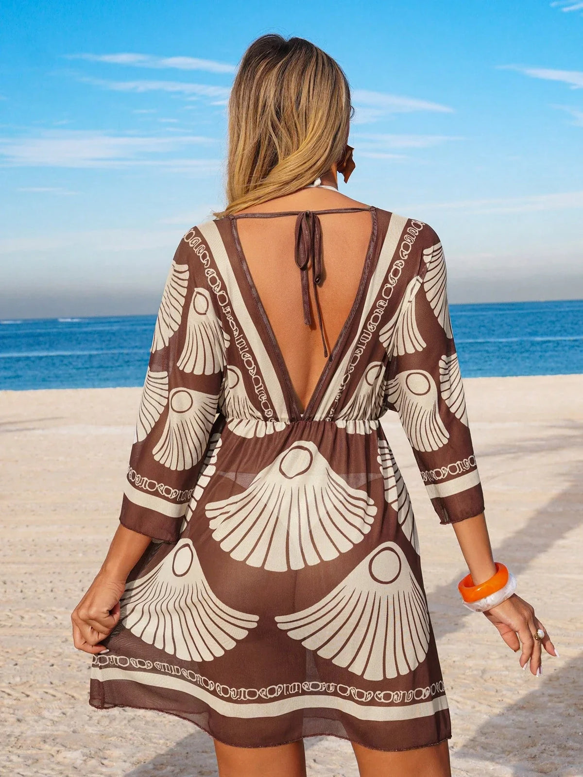 Saída de Praia Vestido Decote V com Meia Manga - imagem 2