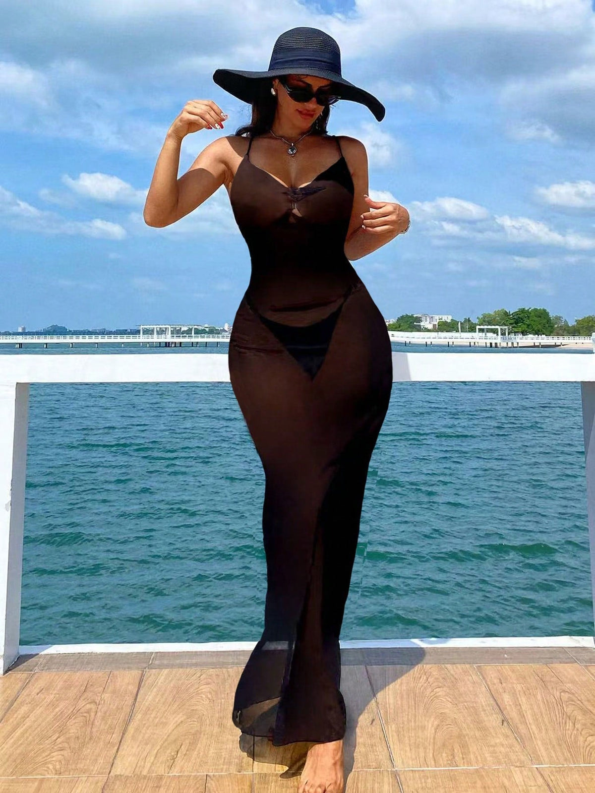Saída de Praia Vestido Longo Transparente Alças Finas - imagem 3