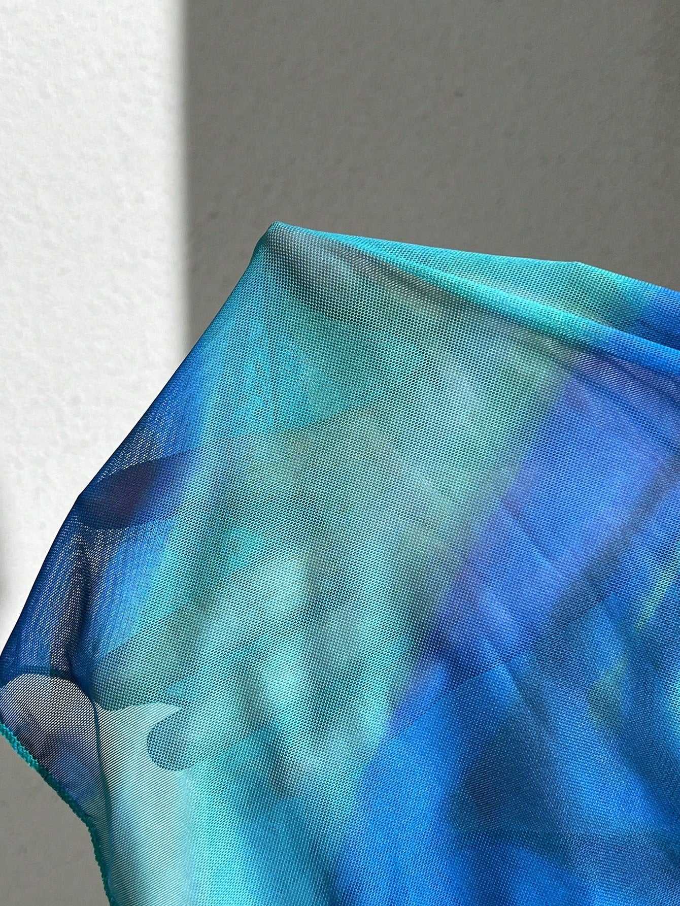Saída de Praia Vestido Tie-Dye Drapeado Frente Única - La Lecce