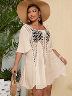 Saída de Praia Plus Size Gola Quadrada