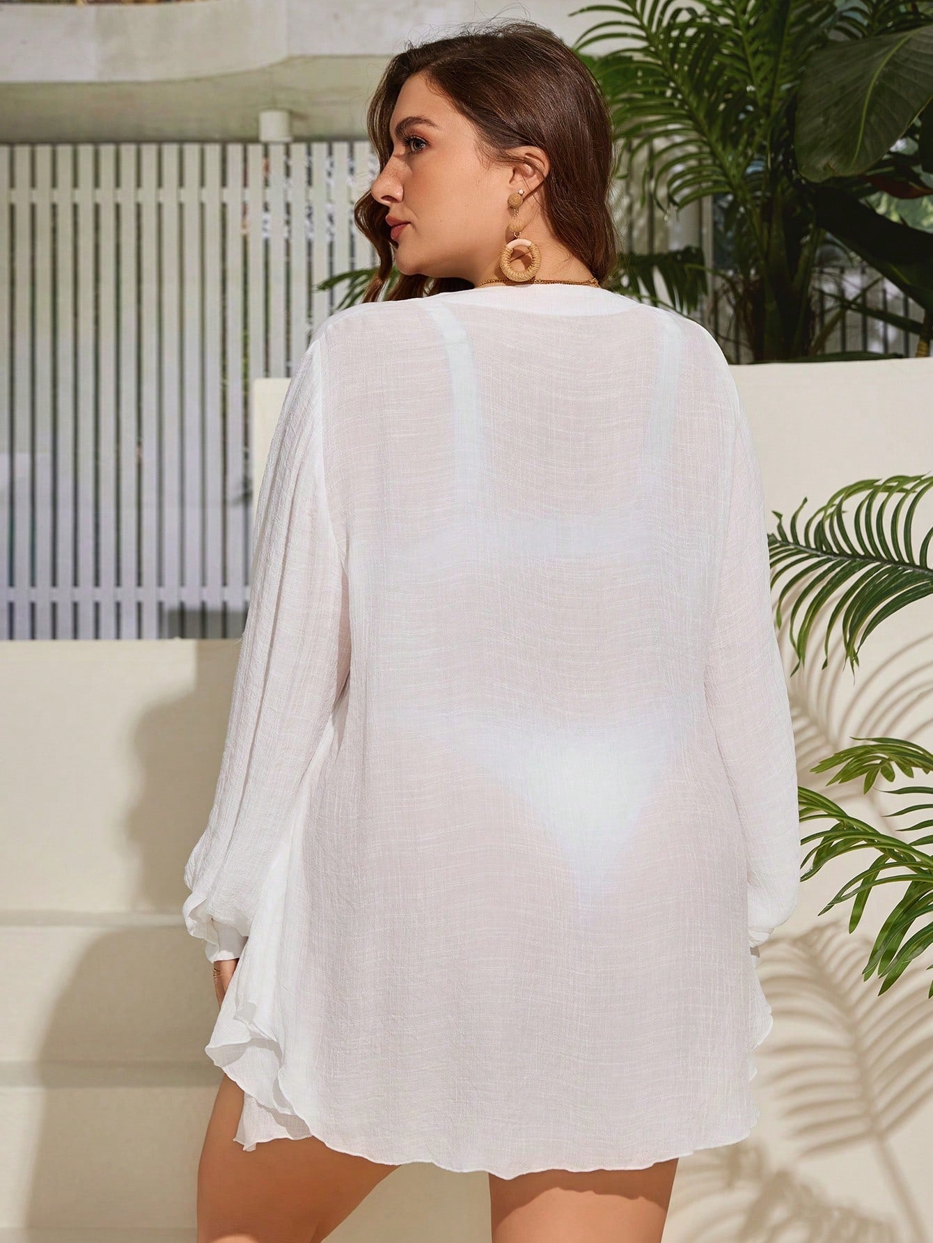 Saída de Praia Plus Size Manga Lanterna