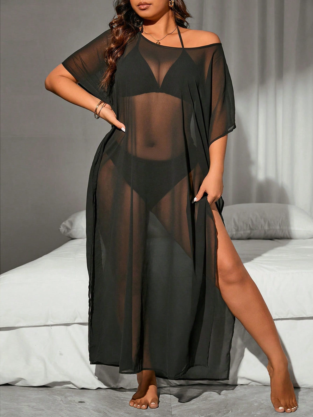 Saída de Praia Plus Size com Transparência - imagem 2