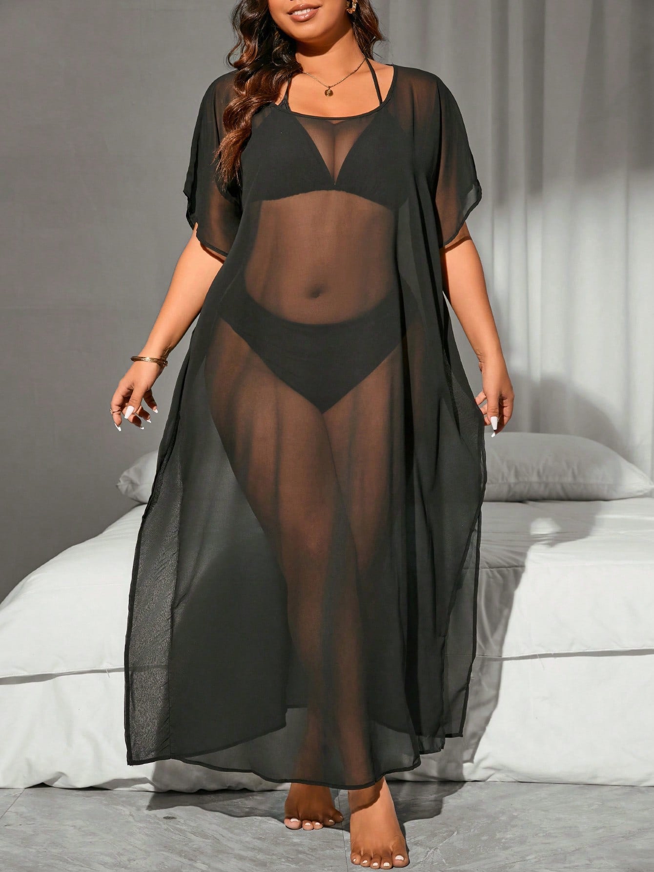 Saída de Praia Plus Size com Transparência - imagem 3