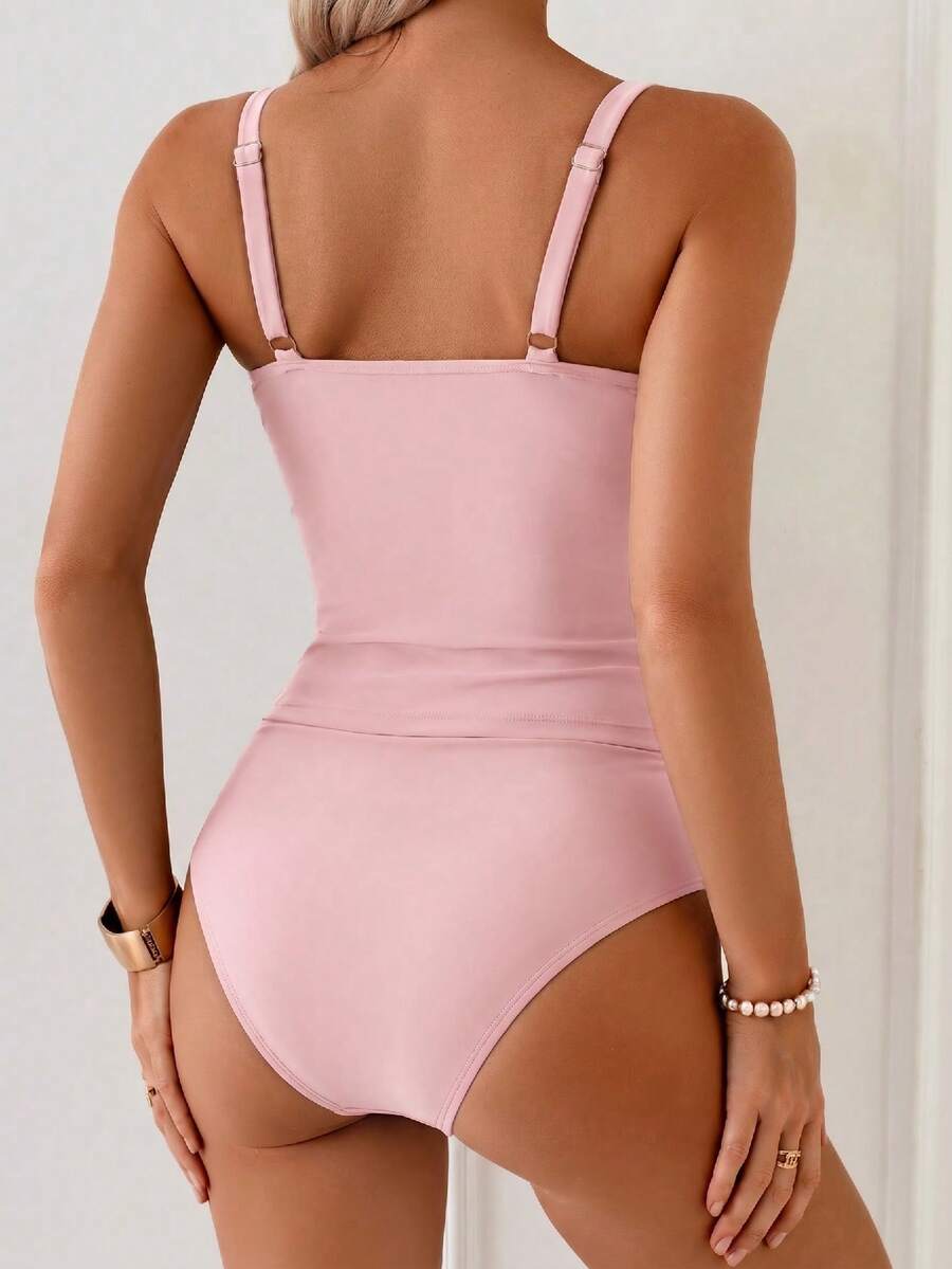 Tankini Franzido com Torção Frontal e Anel Metálico