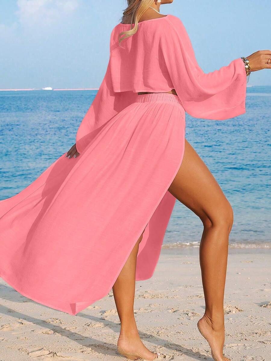Conjunto de Praia 2 Peças com Cropped de Manga Longa e Saia com Fenda