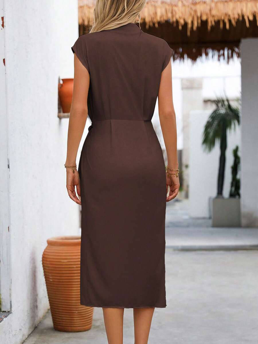 Vestido Longo com Cintura Torcida e Bainha Franzida - La Lecce