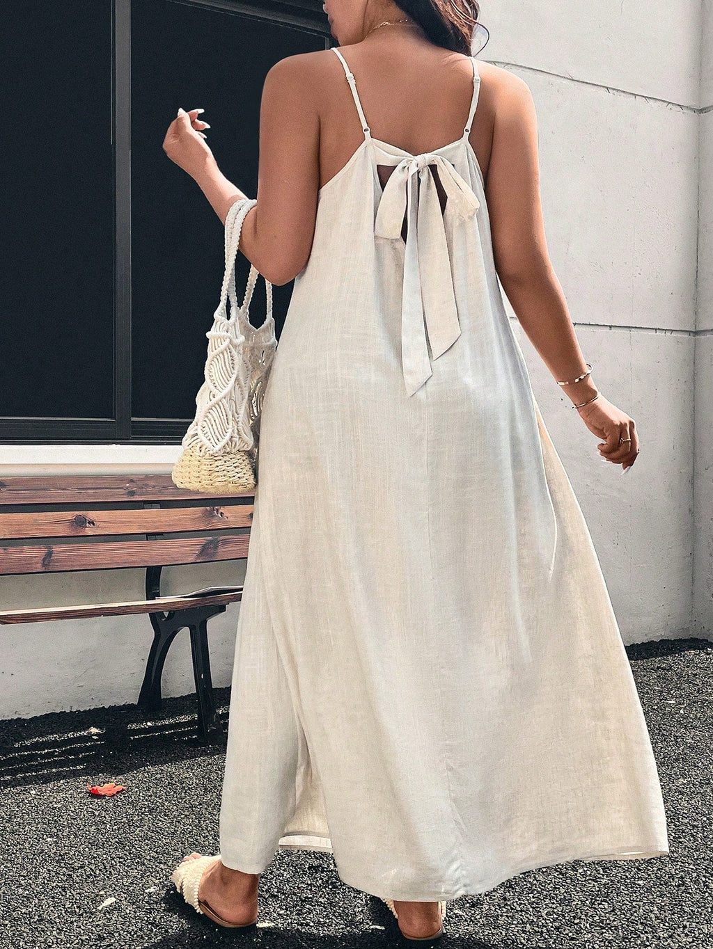 Vestido Longo Plus Size com Alças Finas - imagem 2
