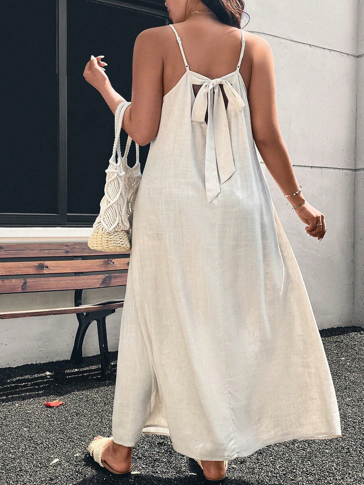 Vestido Longo Plus Size com Alças Finas - imagem 2