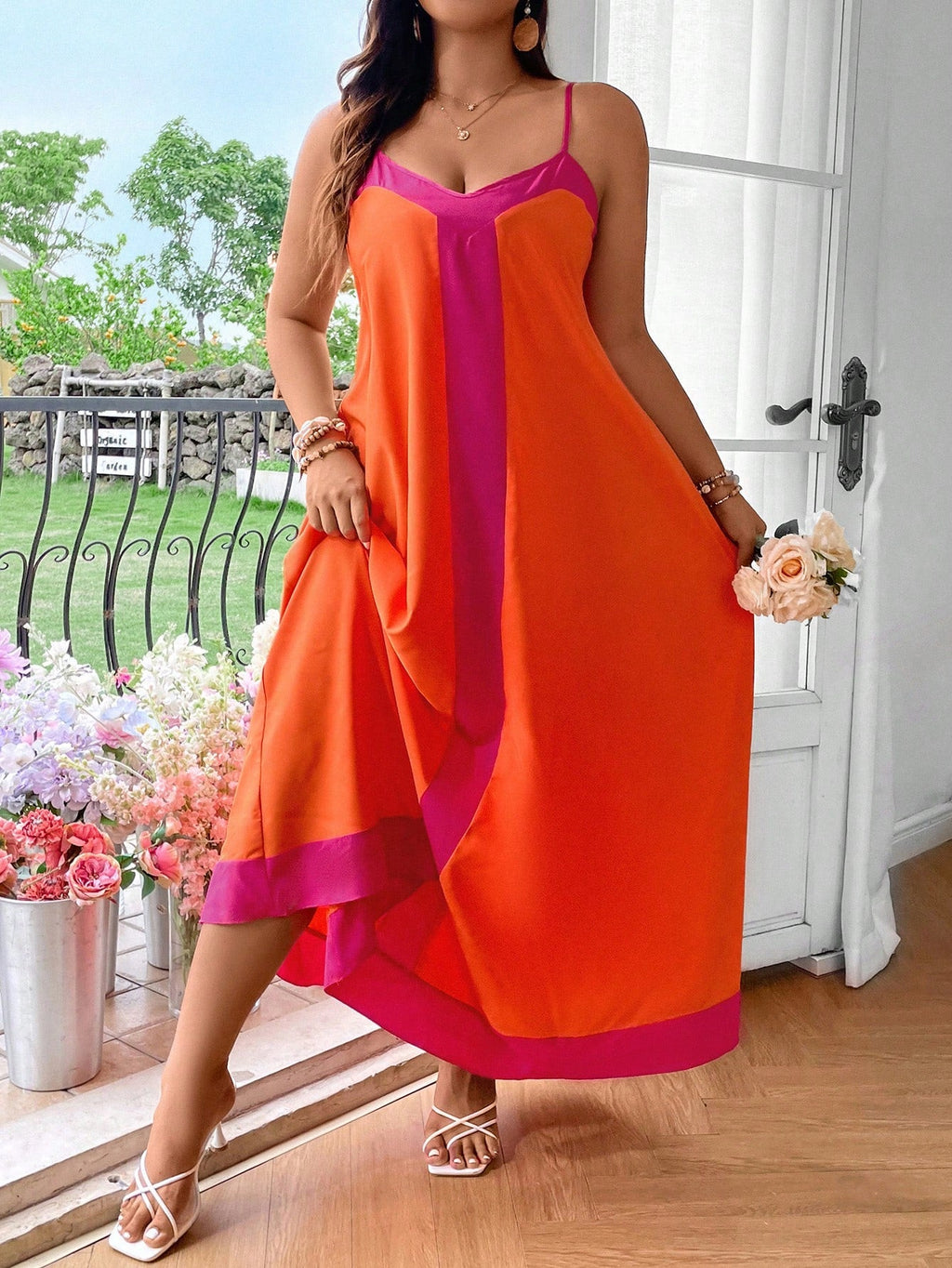 Vestido Longo Plus Size Recorte em Bloco - imagem 1