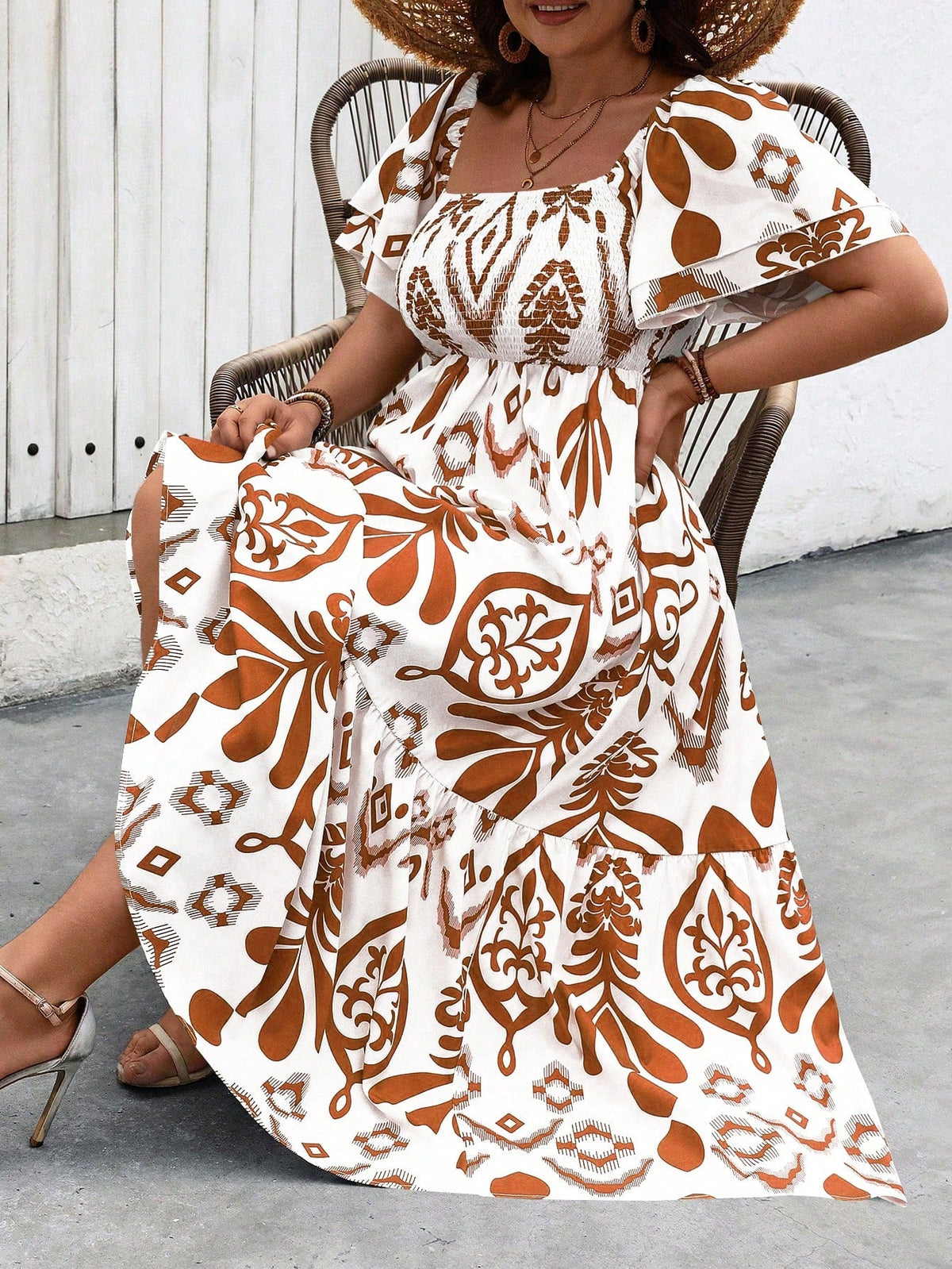 Vestido Plus Size Gola Quadrada com Babado - imagem 3