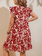 Vestido Plus Size Plissado com Babado